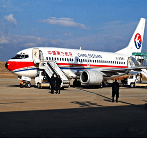十堰武当山机场空运航空快运业稳步发展的原因是什么？